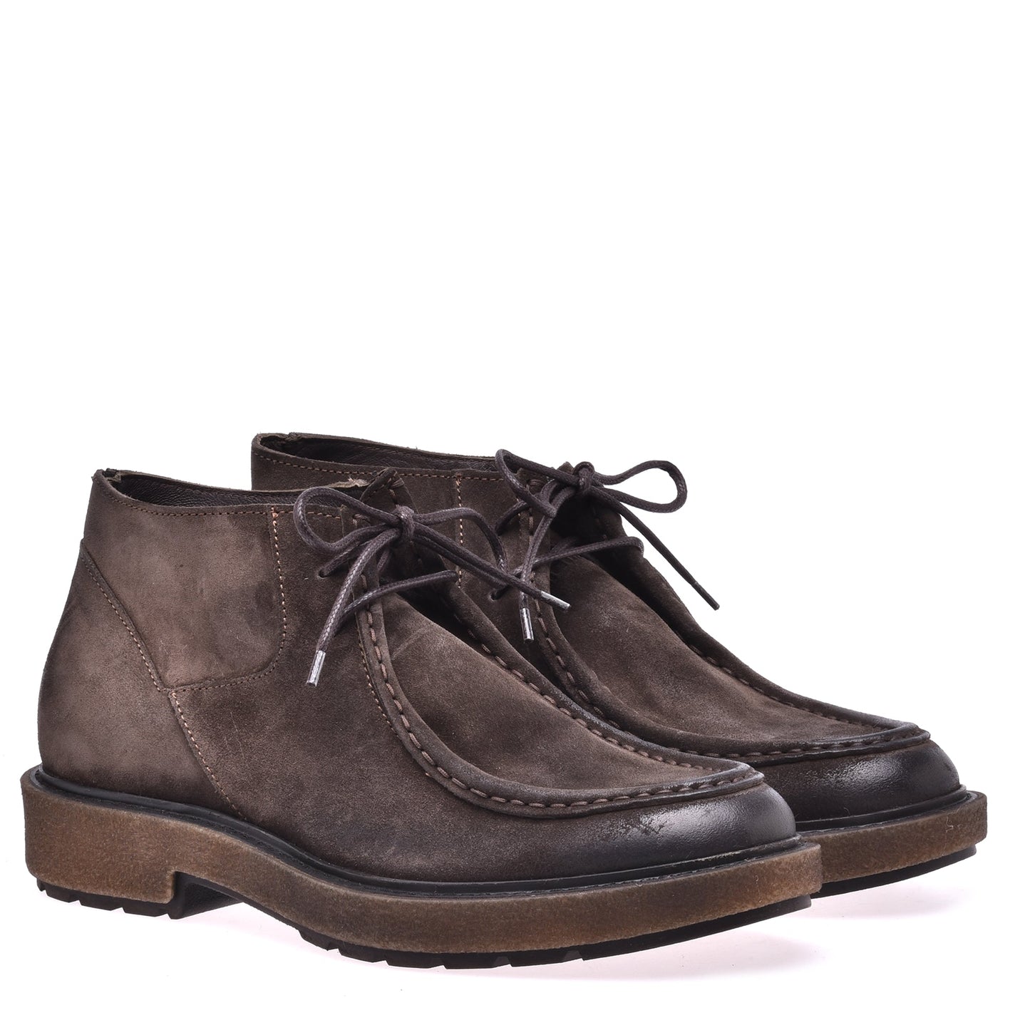 Desert boot in dark brown split leather