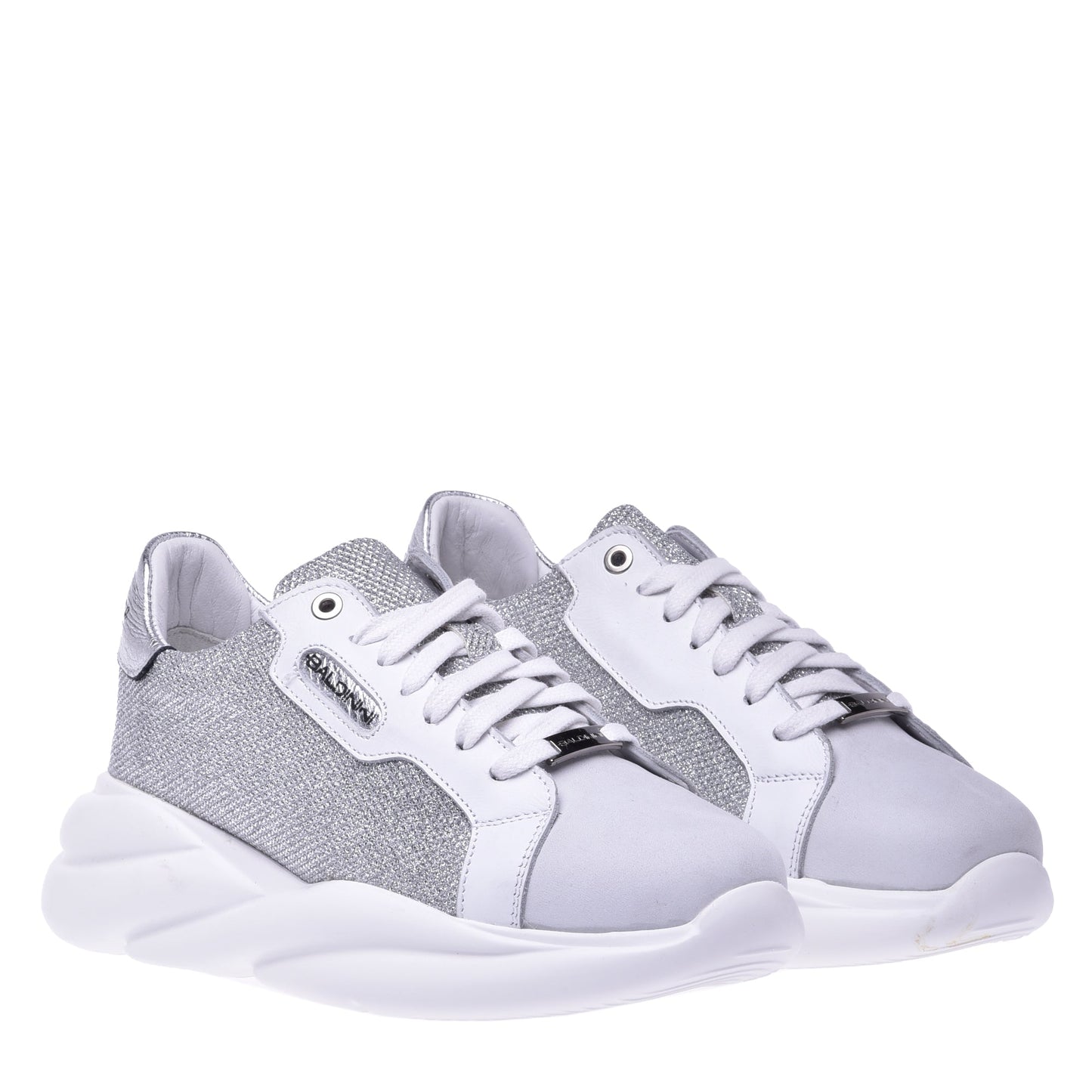 Sneakers in pelle di vitello e tessuto argento