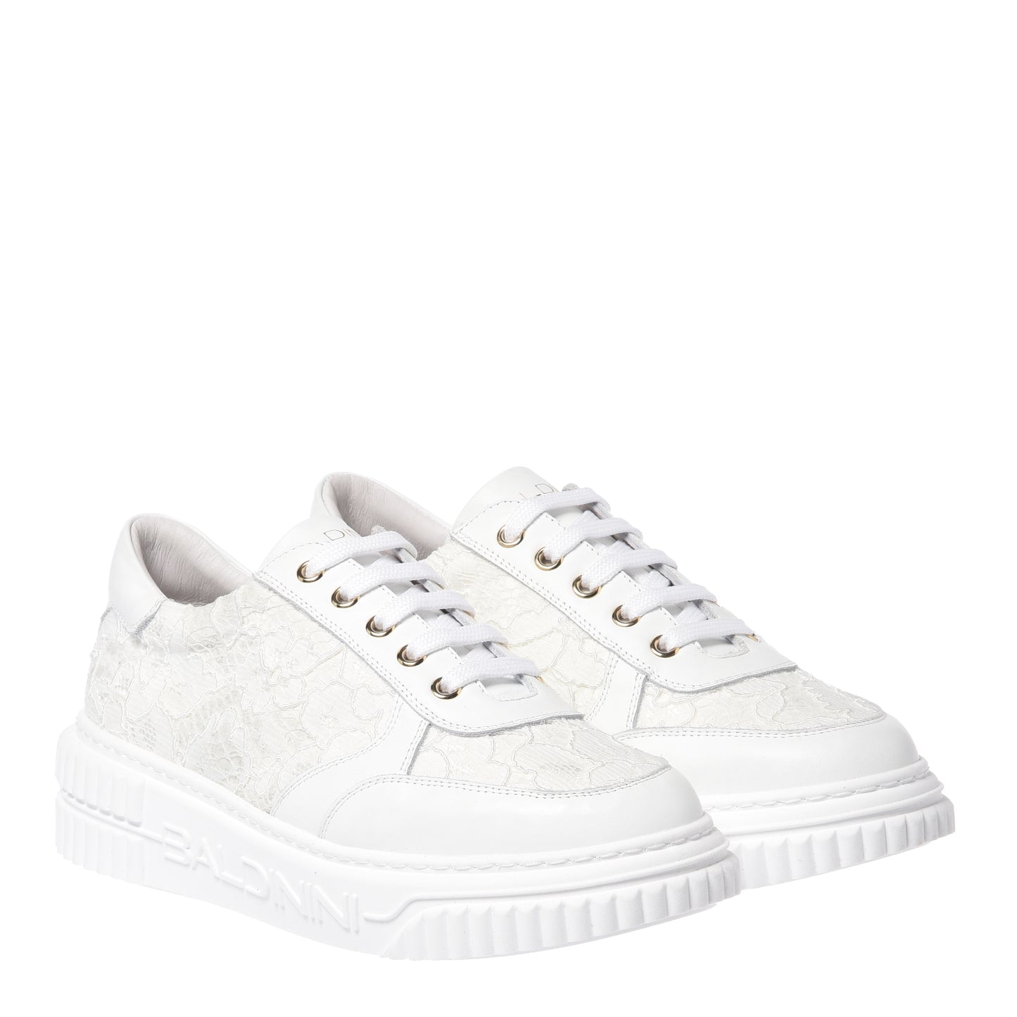 Sneaker en cuir et dentelle blanche