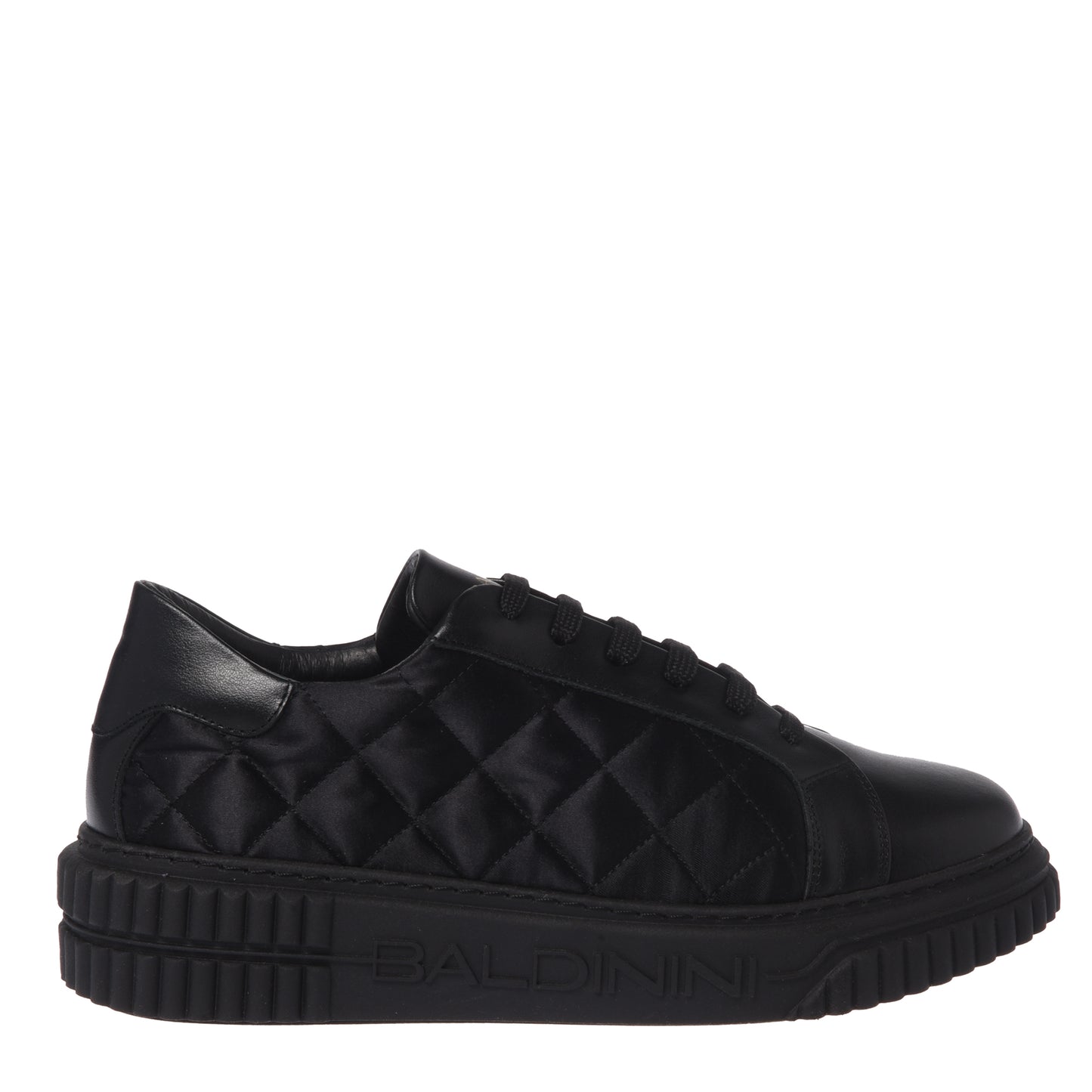 Sneaker in pelle nera e raso trapuntato