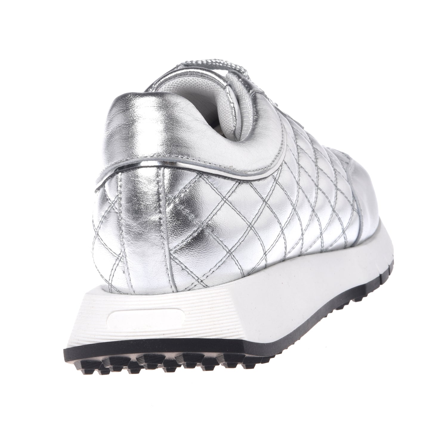 Sneaker en nappa laminé matelassé argent