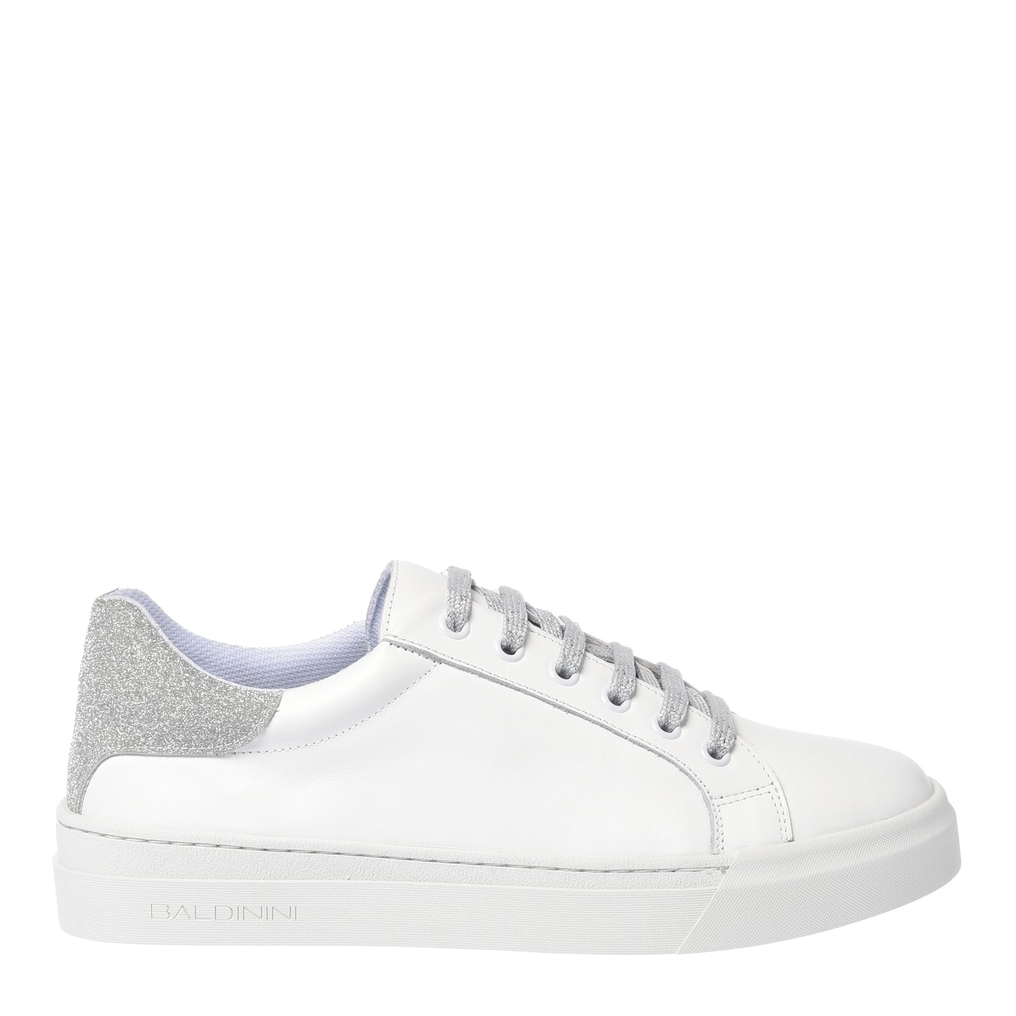 Sneaker en cuir blanc et paillettes argentées