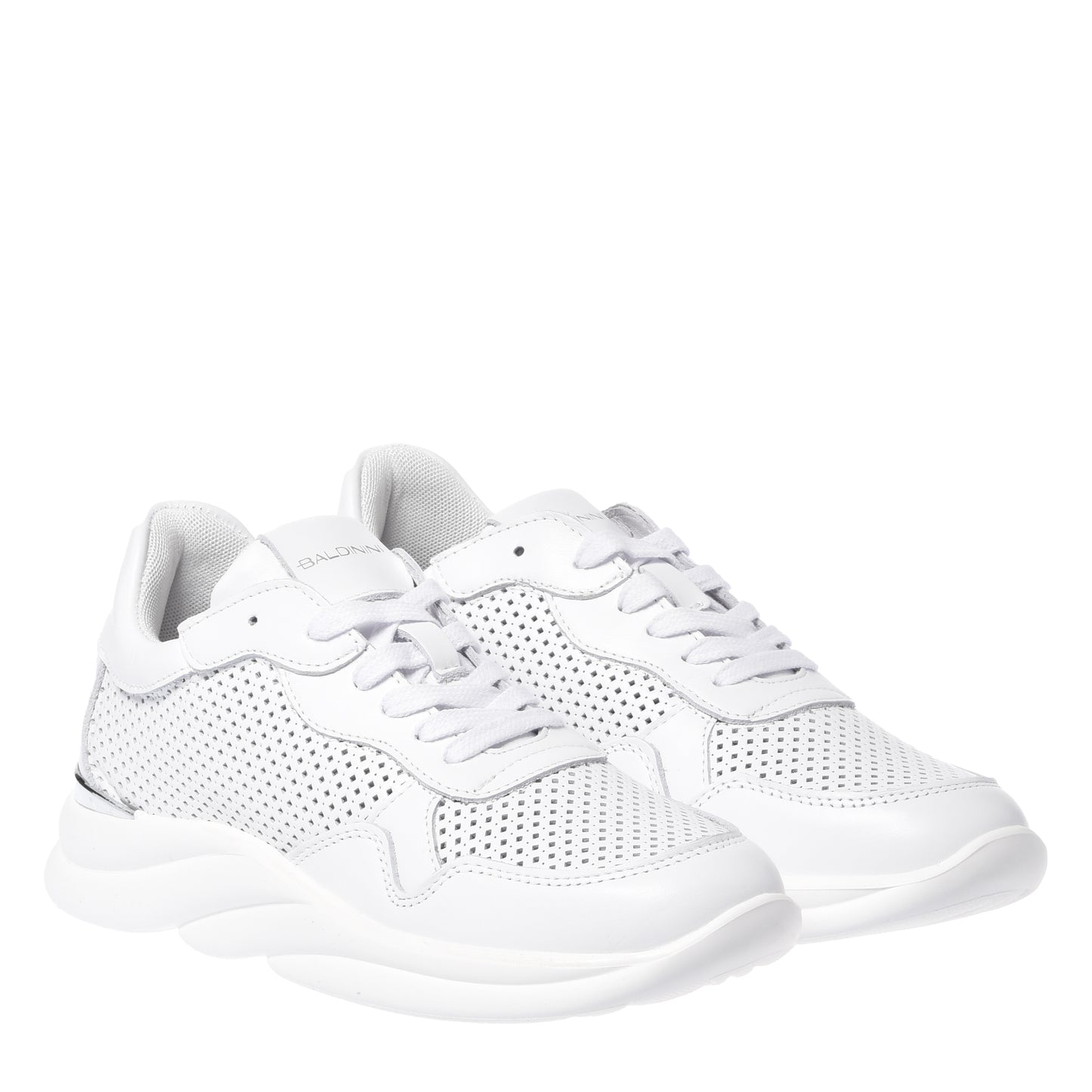 Sneaker en cuir perforé blanc