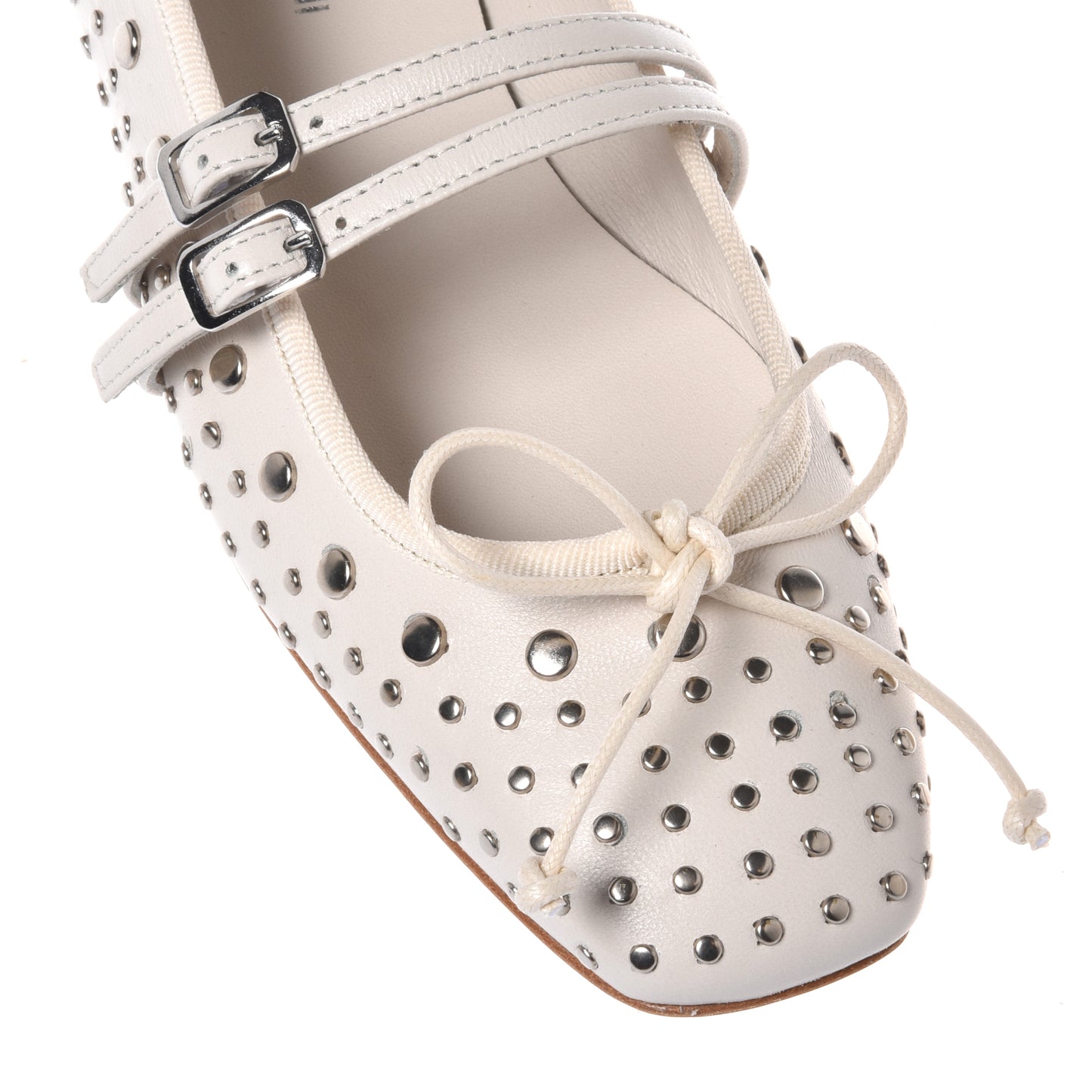 White nappa ballerina with studs
