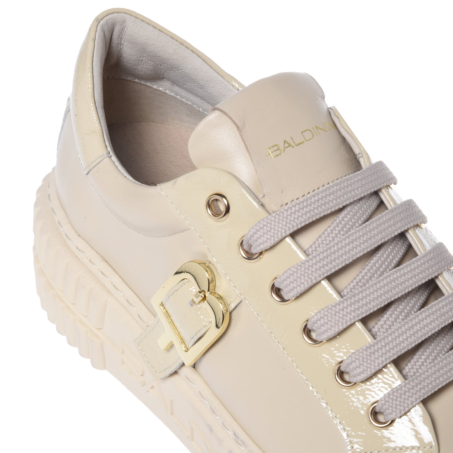 Vanilla sneakers in calfskin and naplak