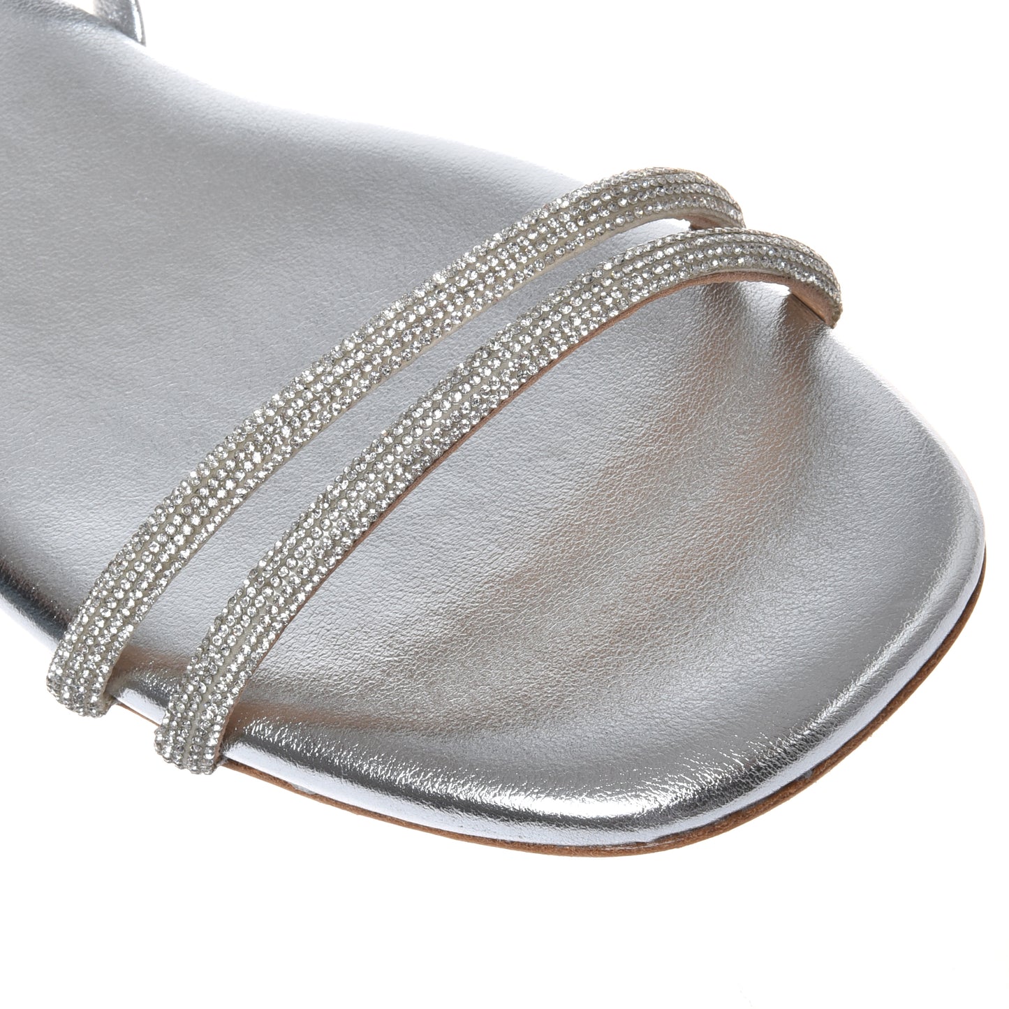 Sandale avec strass en éco-nappa laminé argent