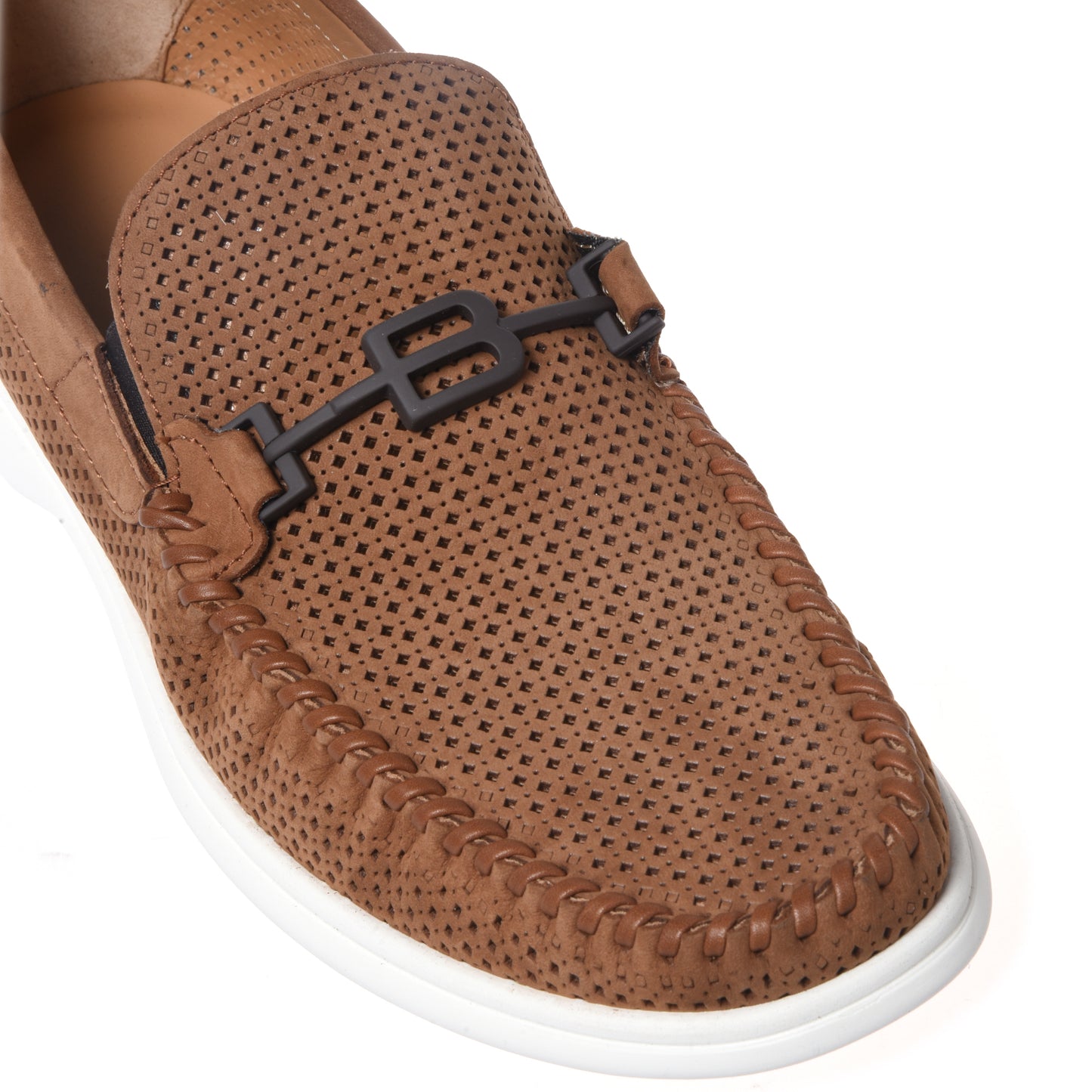Perforated nubuck loafer in leather color