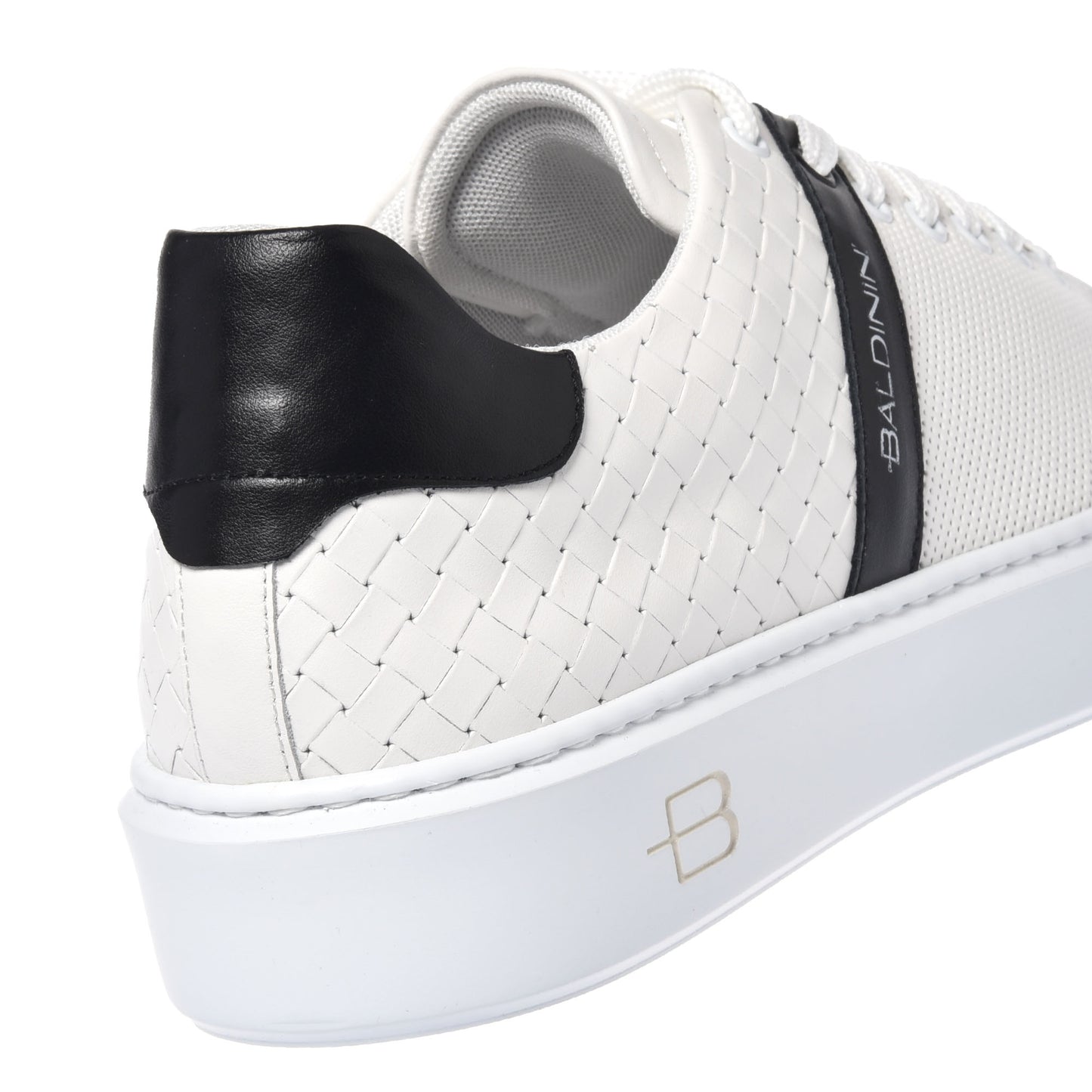 White braided effect leather sneaker