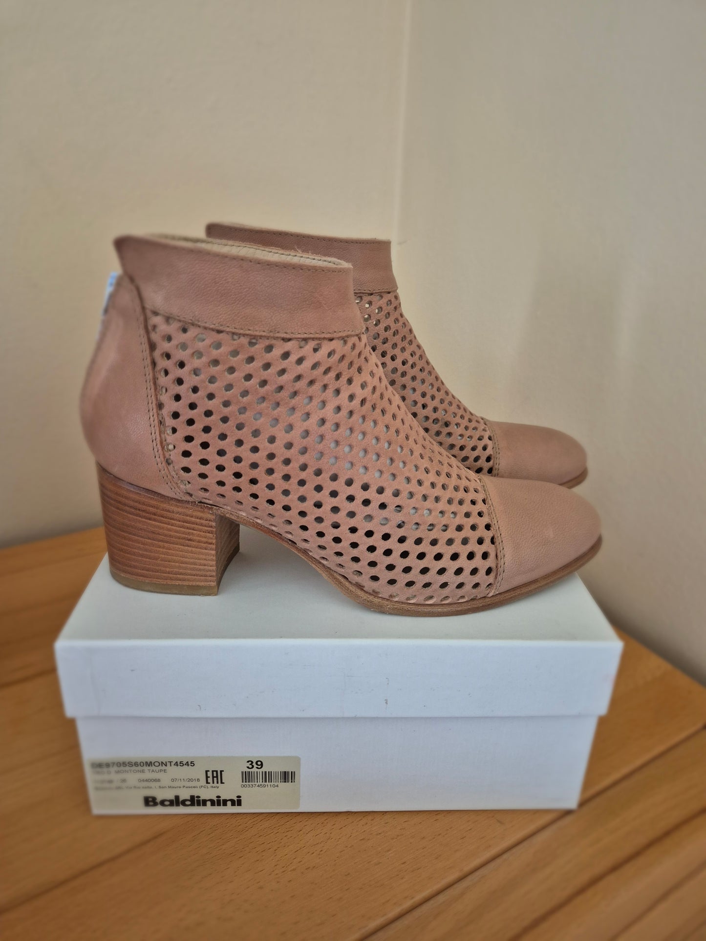 Stivaletti in pelle 39