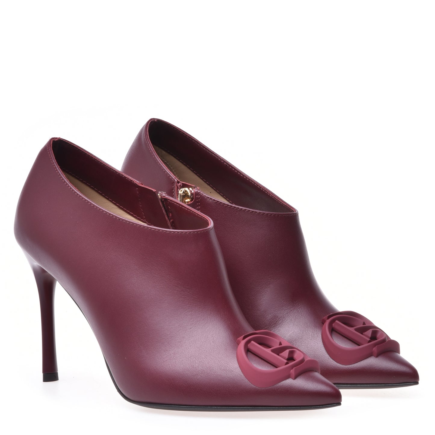 Bottes à talon en cuir de vachette rouge grenat