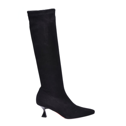 Boots in black stretch suede