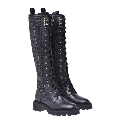 Bottes en cuir de vachette avec découpes au laser