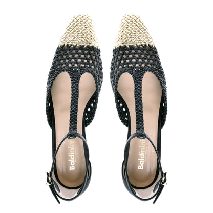 Ballerine en cuir tressé noir et or