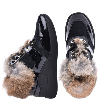 Sneakers montantes en croûte de cuir noir et lapin
