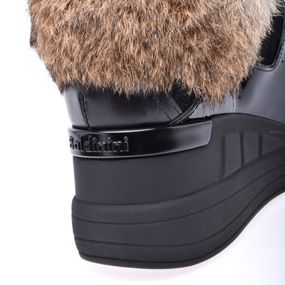 Sneakers montantes en croûte de cuir noir et lapin