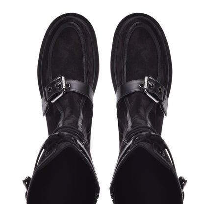 Boots in black cow split leather and calfskin