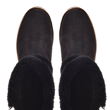 Boots in black suede and glitter