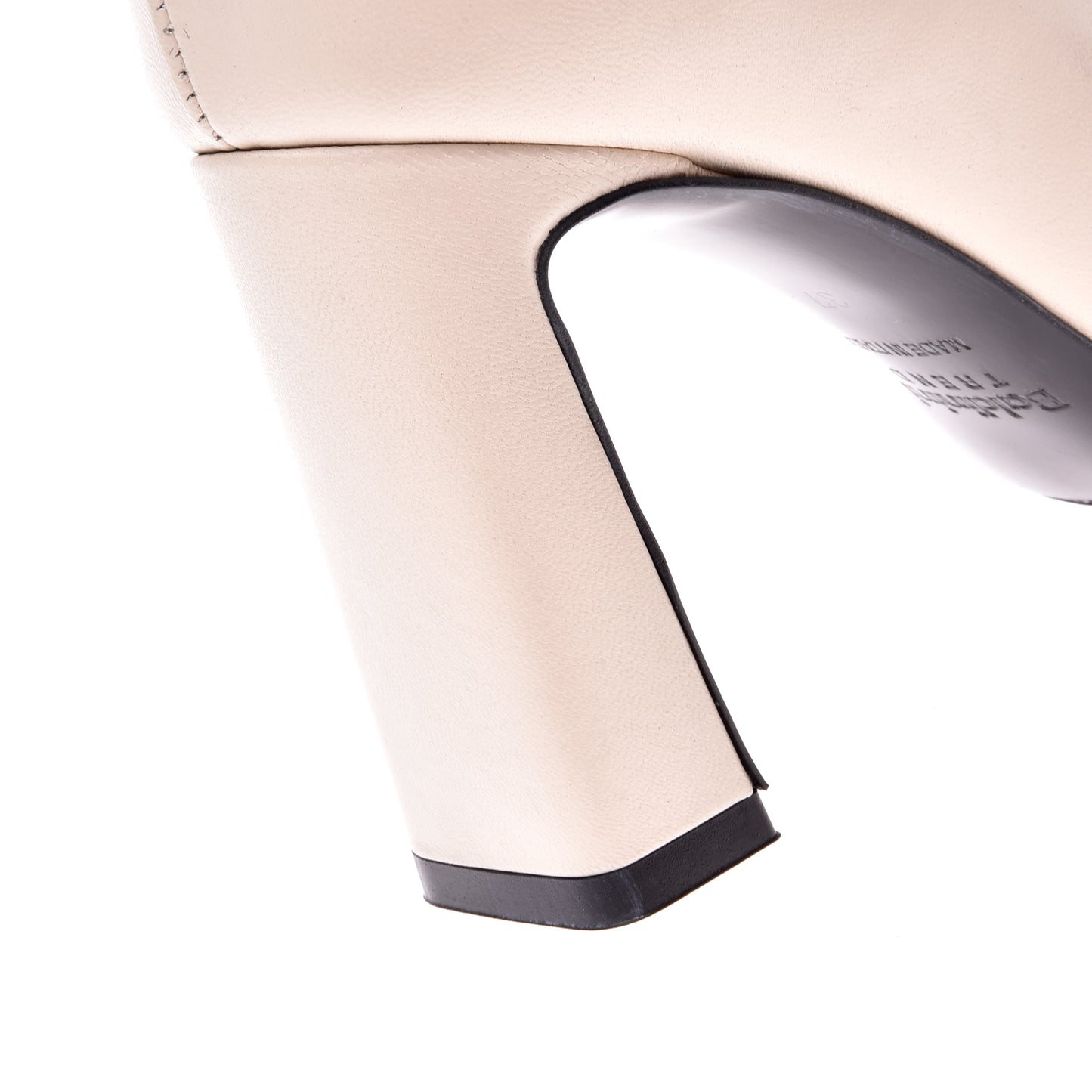 Botte « tube » en cuir nappa ivoire