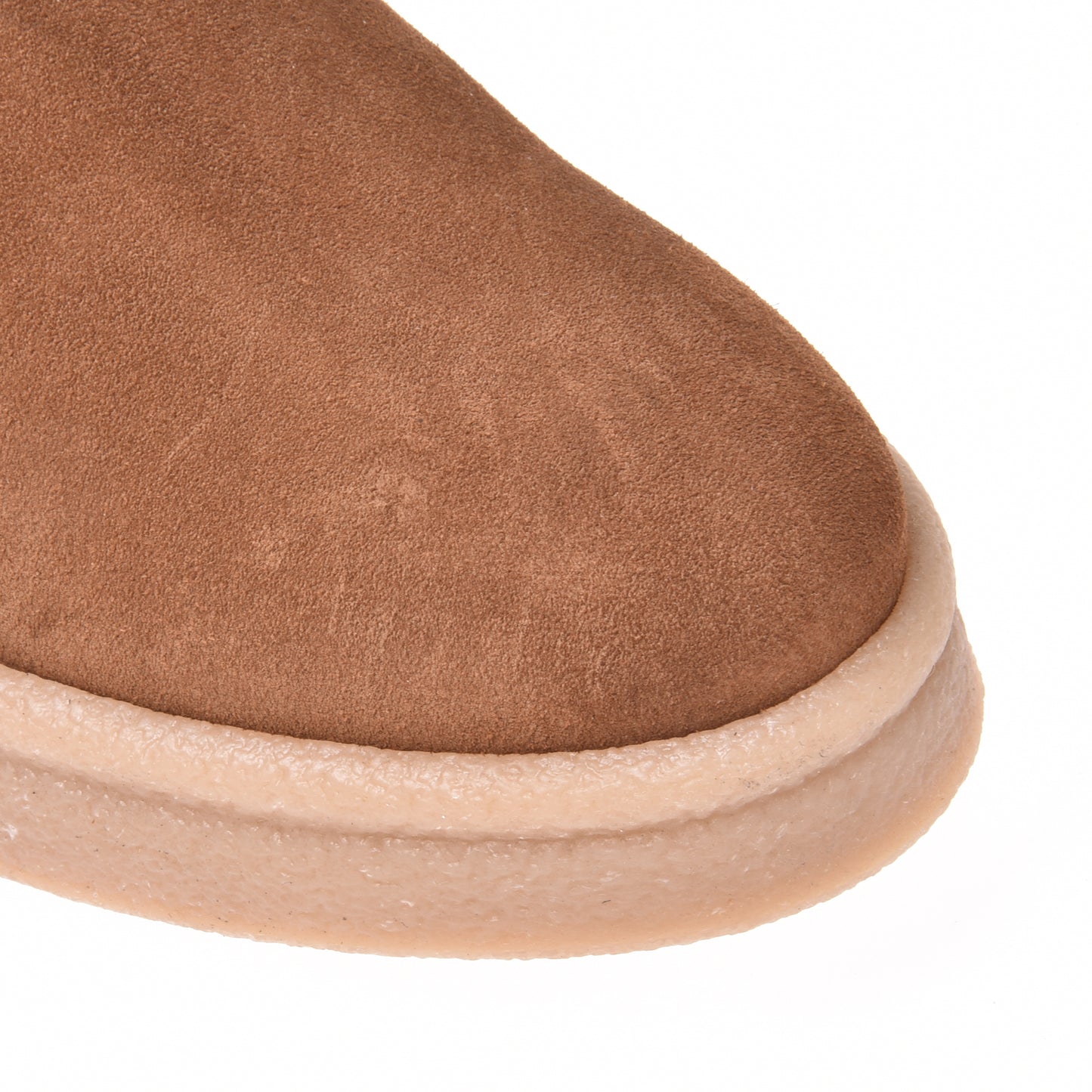 Boots in tan suede