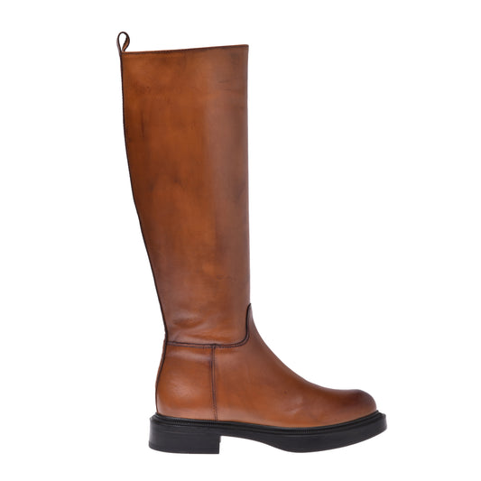 Bottes en cuir brun