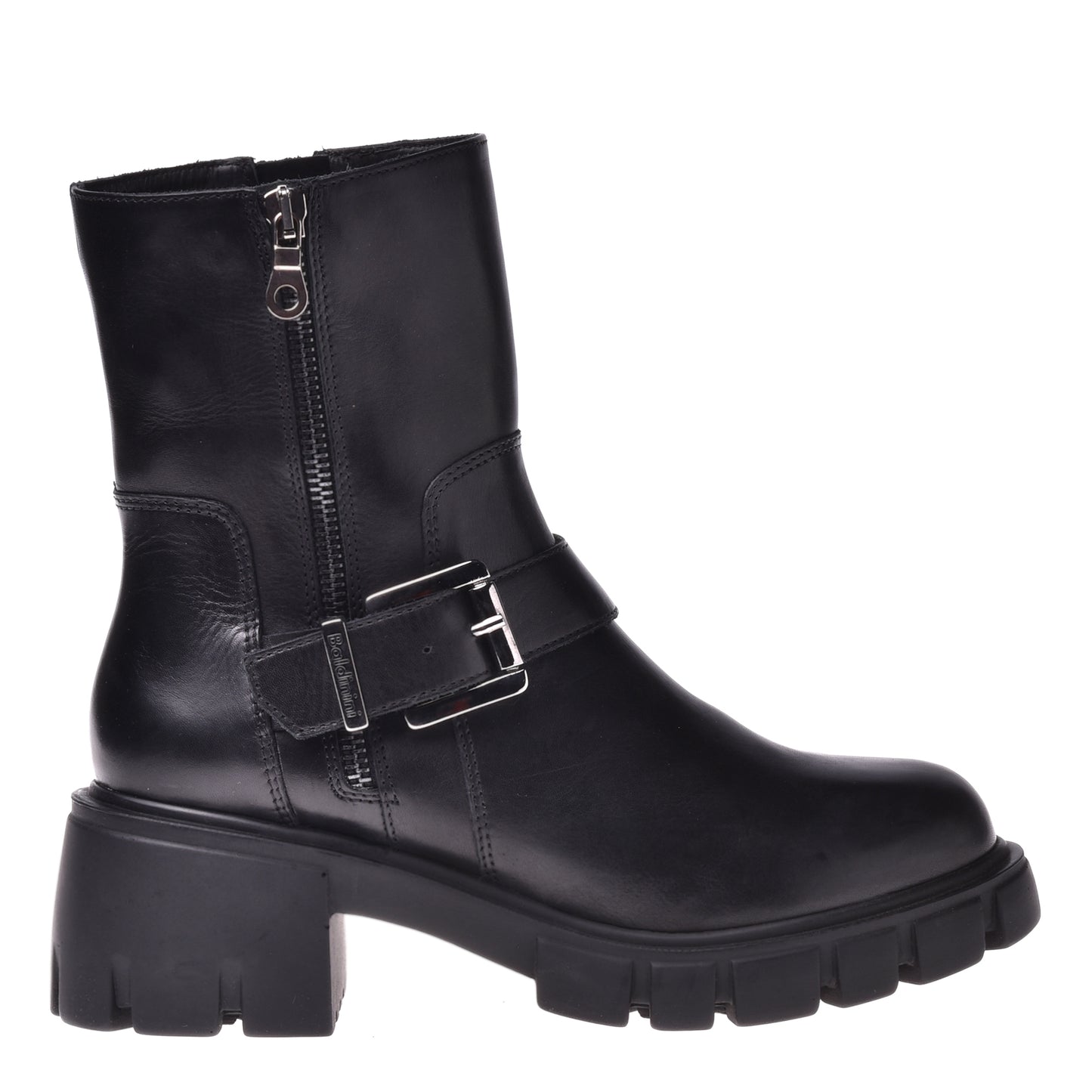 Ankle boots in black calfskin