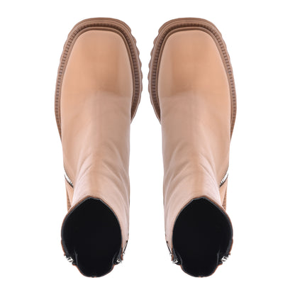 Ankle boots in calfskin
