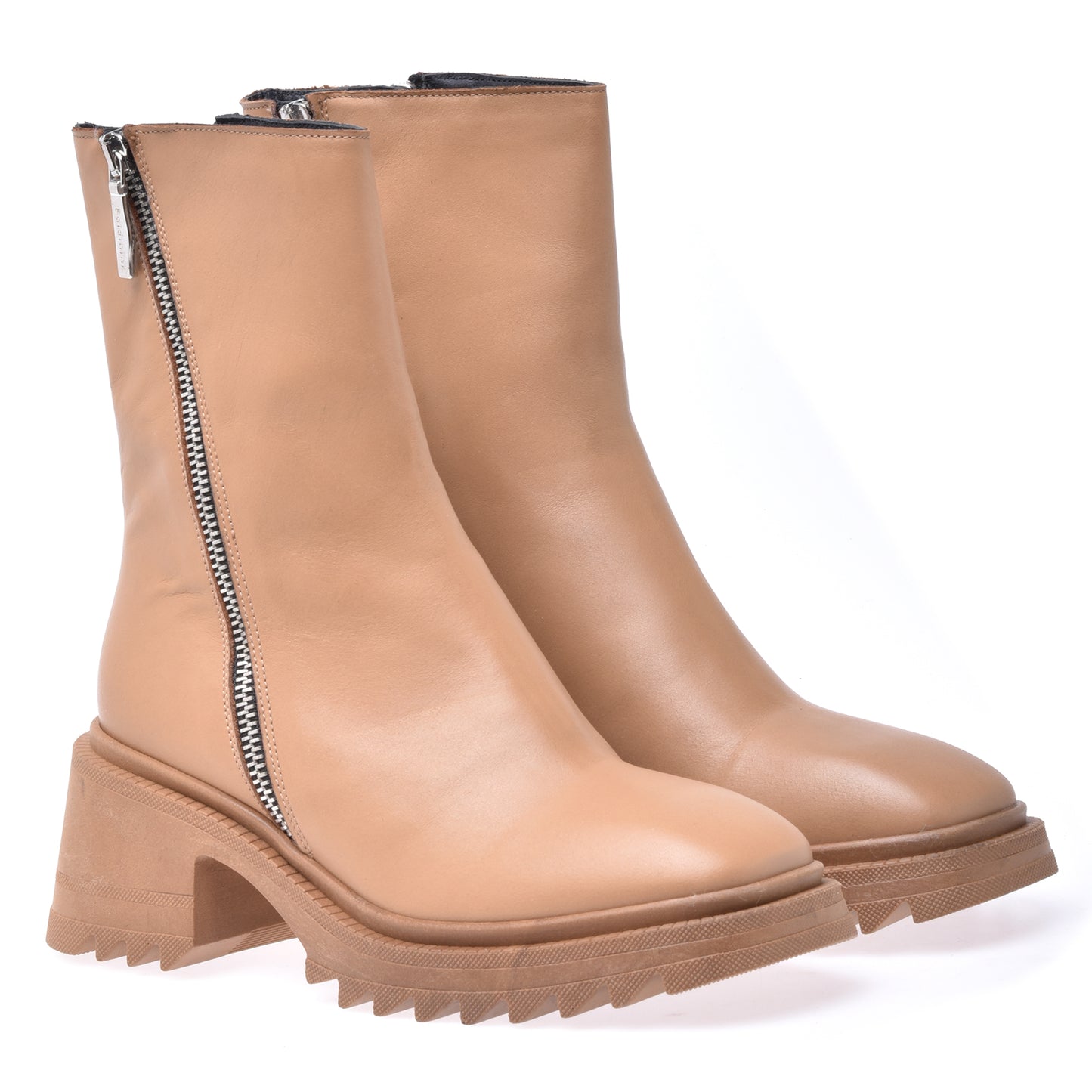 Ankle boots in calfskin