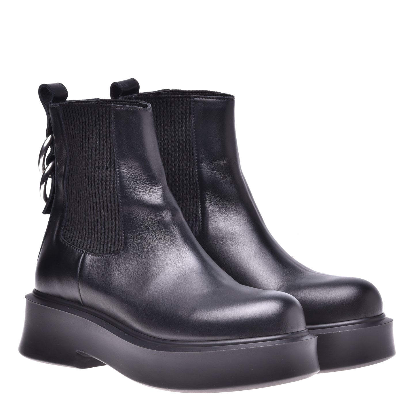 Ankle boots in black calfskin