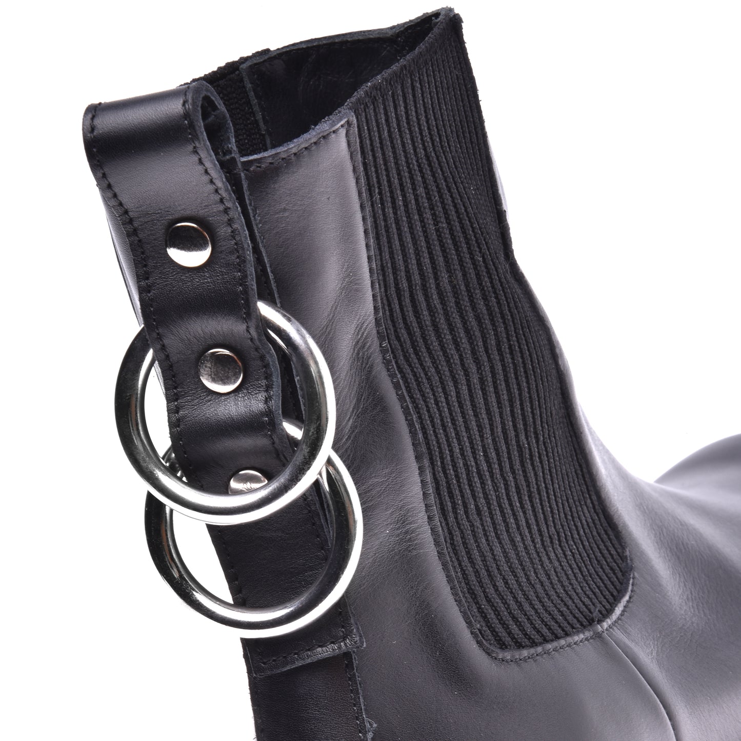 Ankle boots in black calfskin