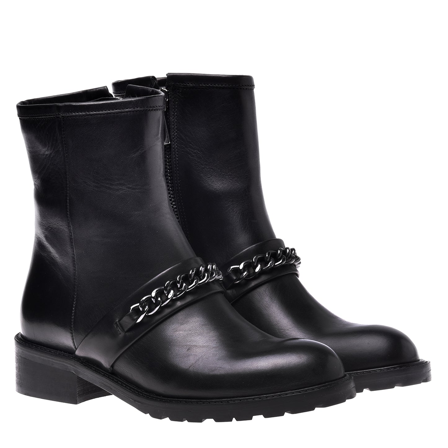 Ankle boots in black calfskin