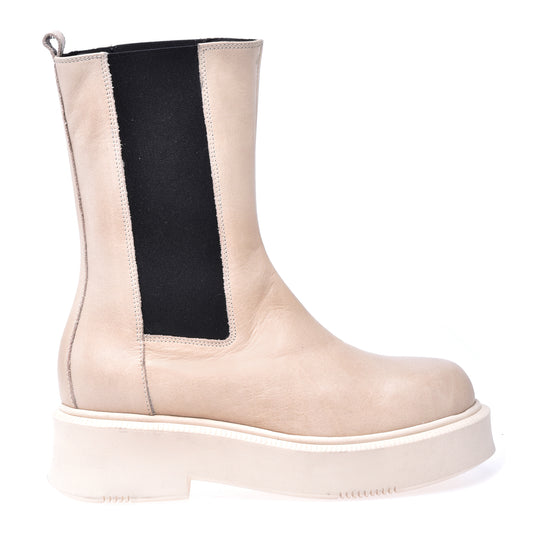 Ankle boots in off white cow hide