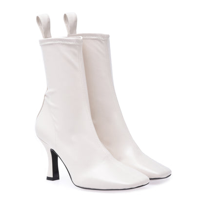 Stretchy ankle boots in ivory