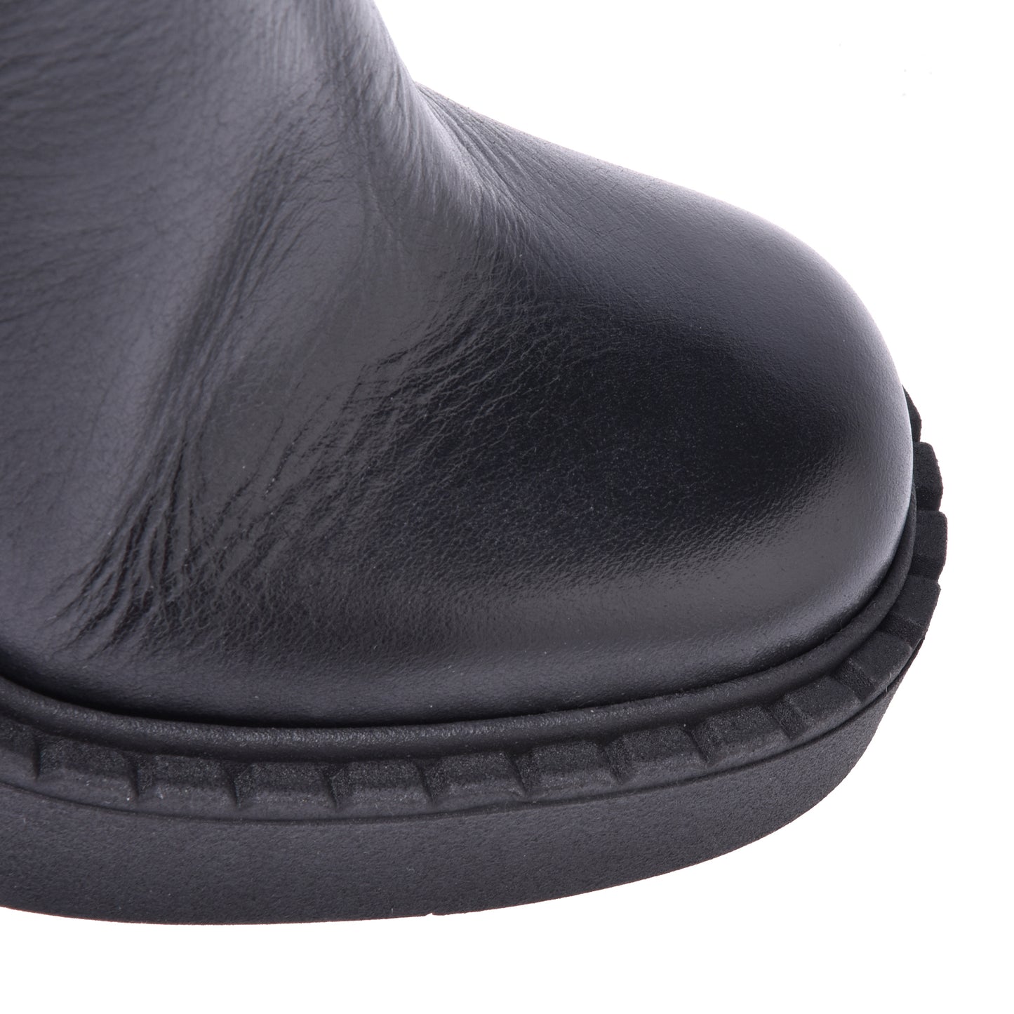 Ankle boots in black calfskin