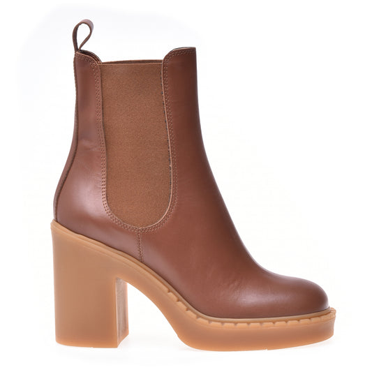 Ankle boot in calfskin