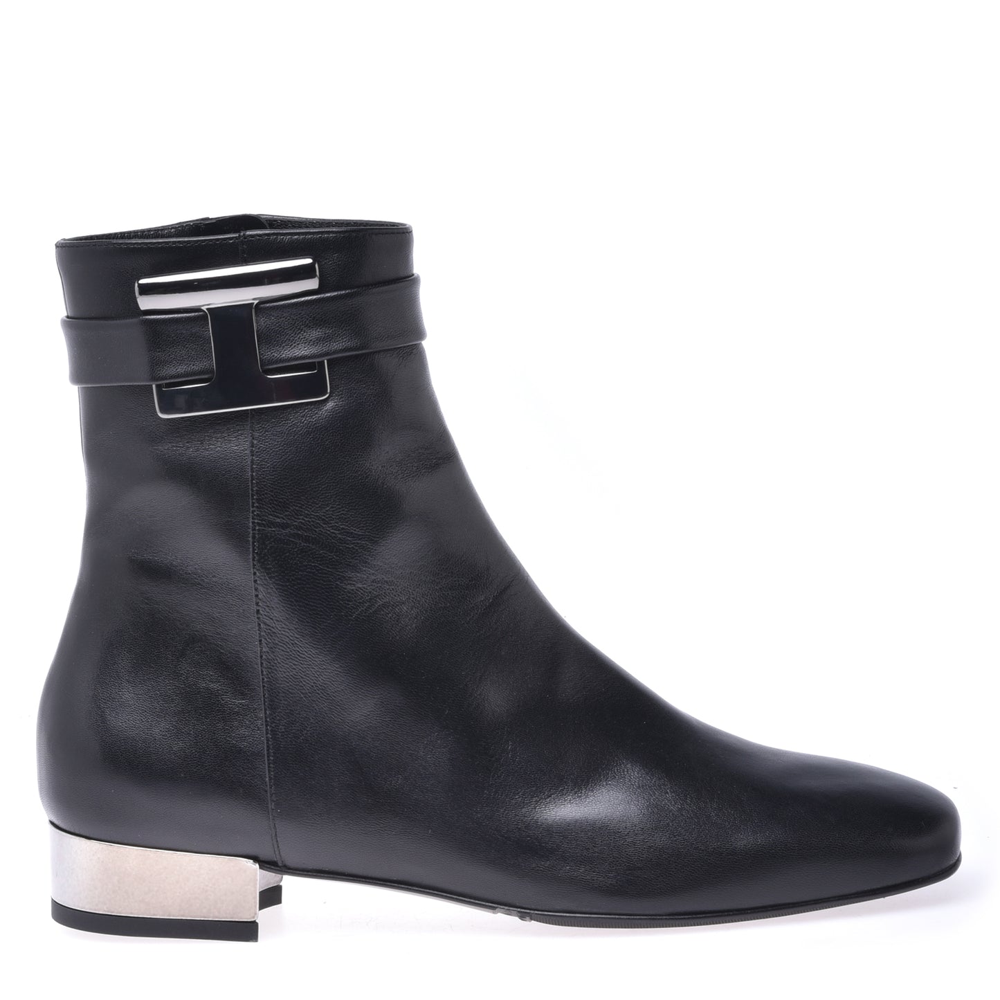 Ankle boots in black calfskin