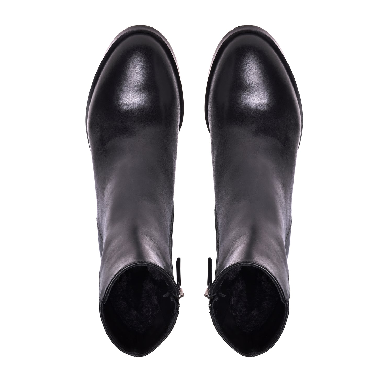 Ankle boots in black calfskin