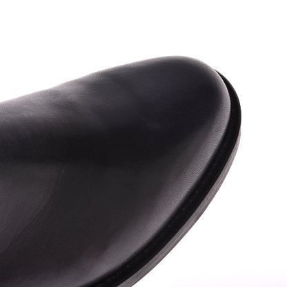 Ankle boots in black calfskin