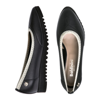 Ballerine en nappa noir