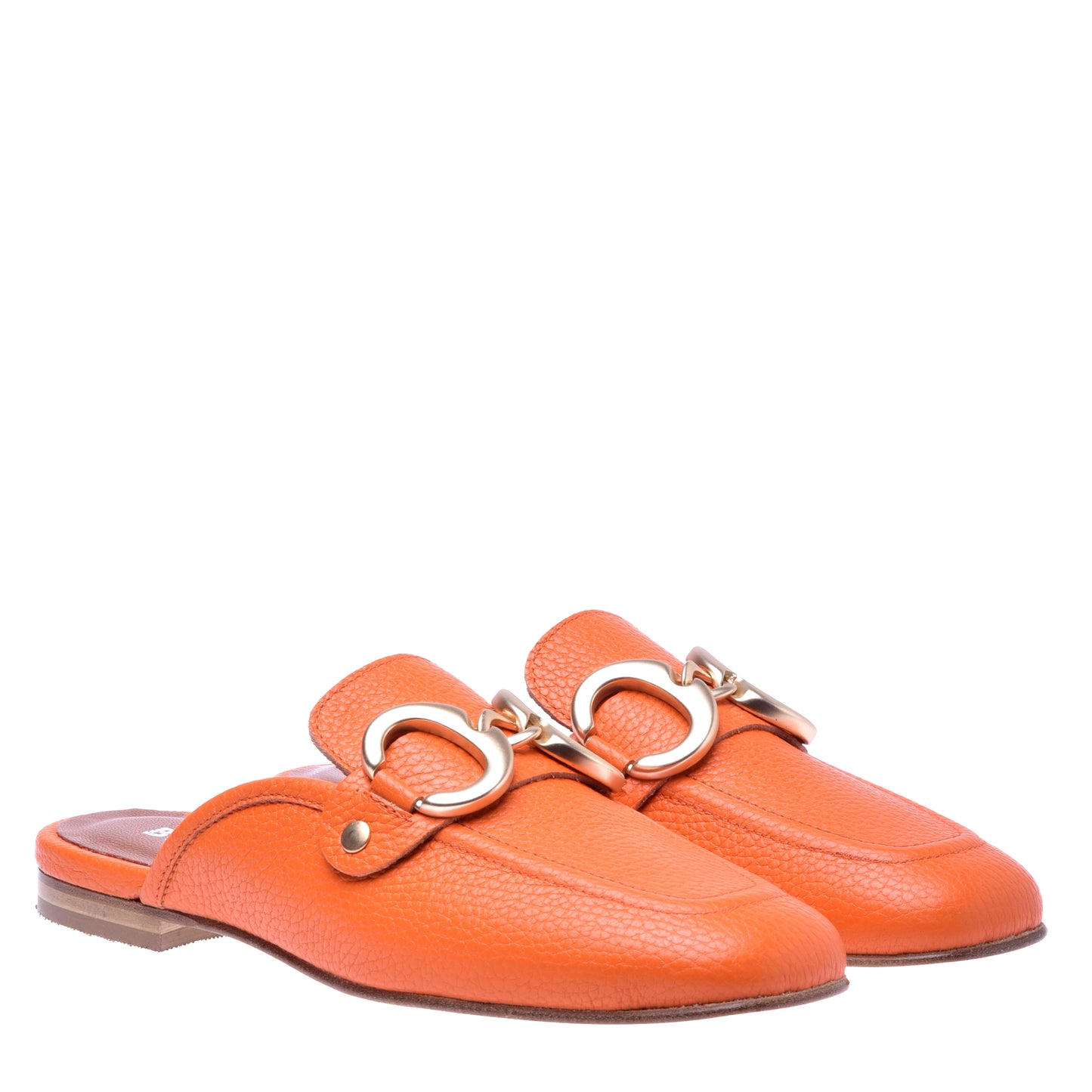 Babouches en cuir orange