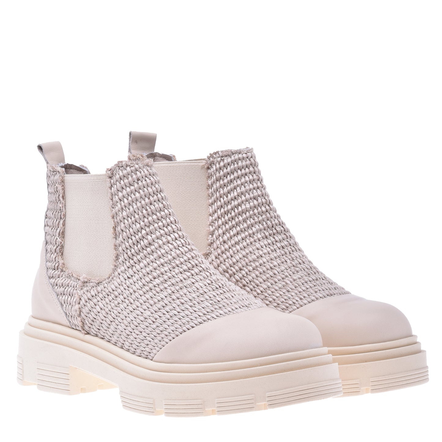 Ankle boots in raffia and cream nappa leather