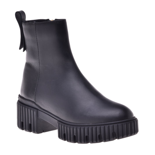 Black calfskin ankle boots