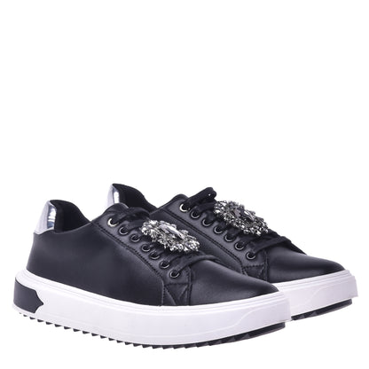 Basket basse en cuir noir