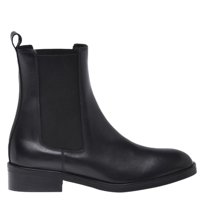 Ankle boots in black calfskin