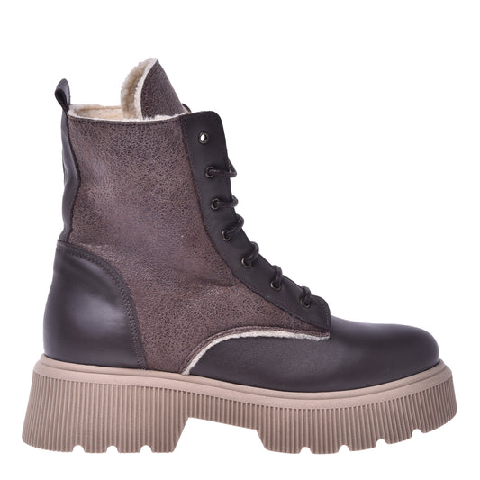 Amphibies en cuir de veau brun foncé
