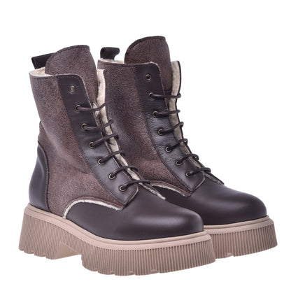 Amphibies en cuir de veau brun foncé