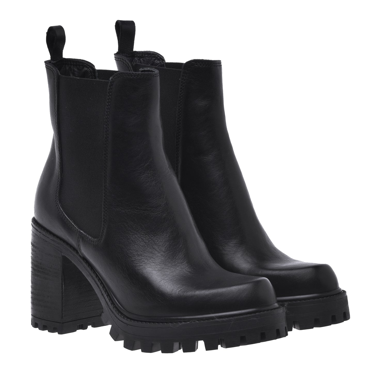 Ankle boots in black calfskin