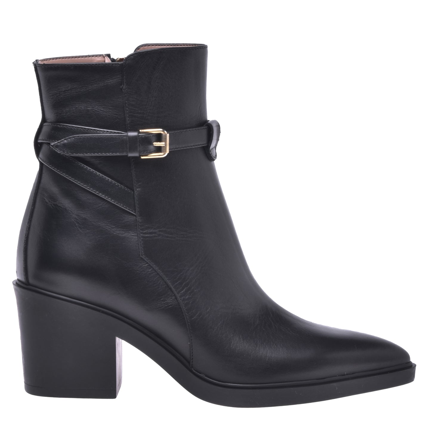 Ankle boots in black calfskin