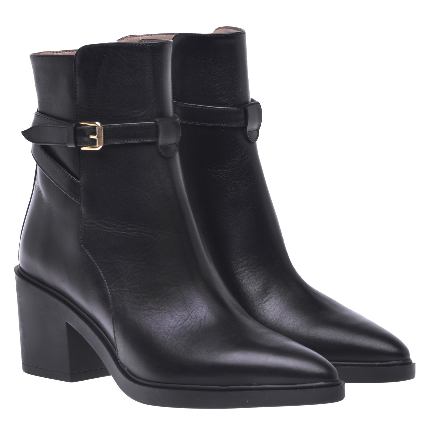 Ankle boots in black calfskin