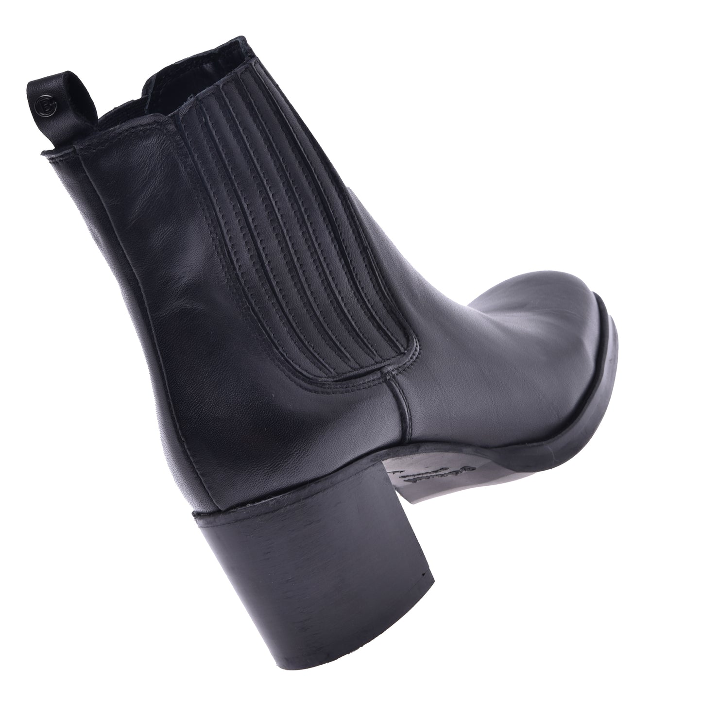 Ankle boots in black calfskin