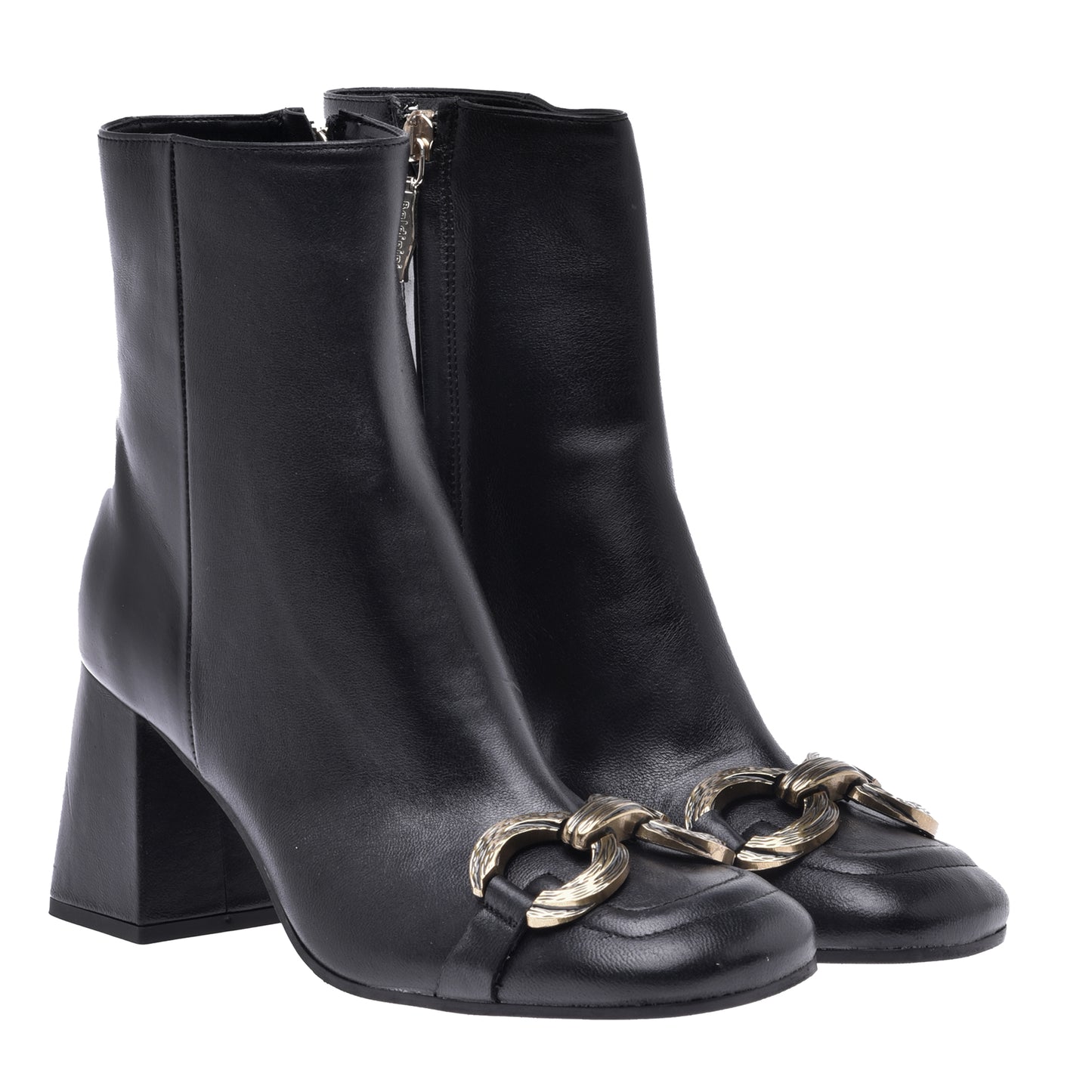 Ankle boots in black nappa